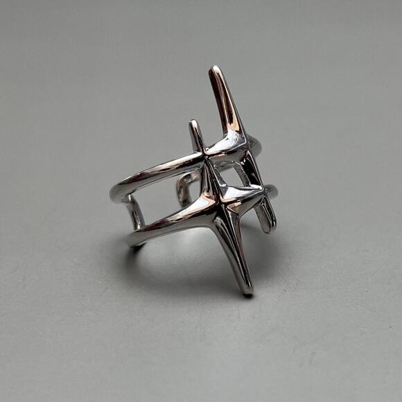 Y2K Vintage Silver Star Ring Adjustable Size 8 2000s Jewelry Unisex Fit - Picture 2 of 4